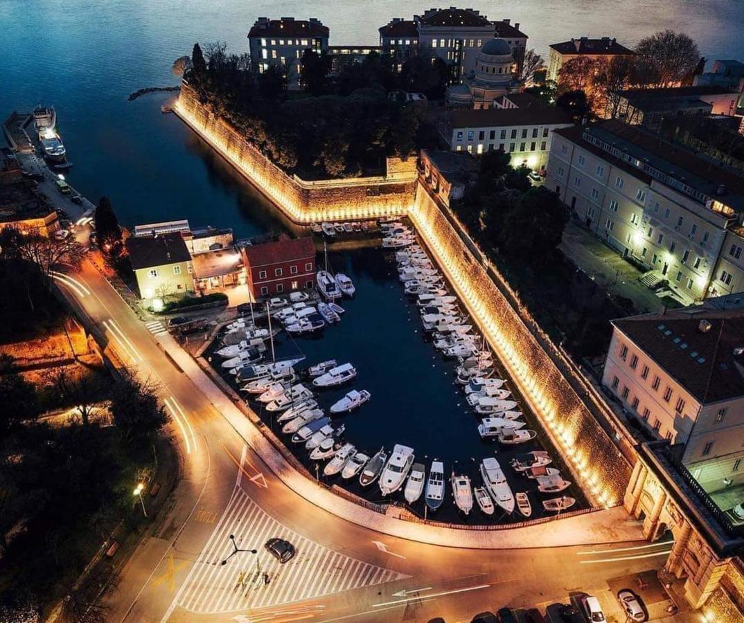 Apartmani Sollei Petrcane Luaran gambar