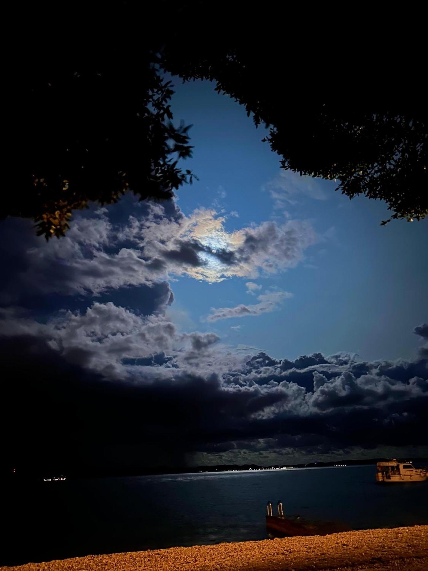 Apartmani Sollei Petrcane Luaran gambar